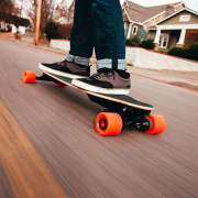 boosted-electric-skateboard-dualplus